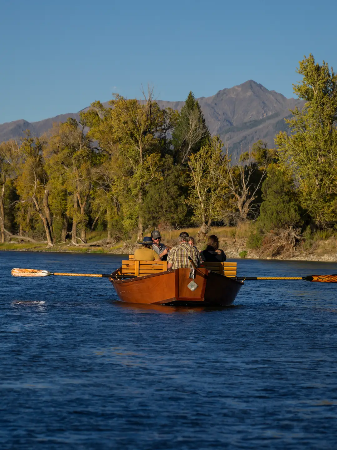 yellowstone scenic boat tours